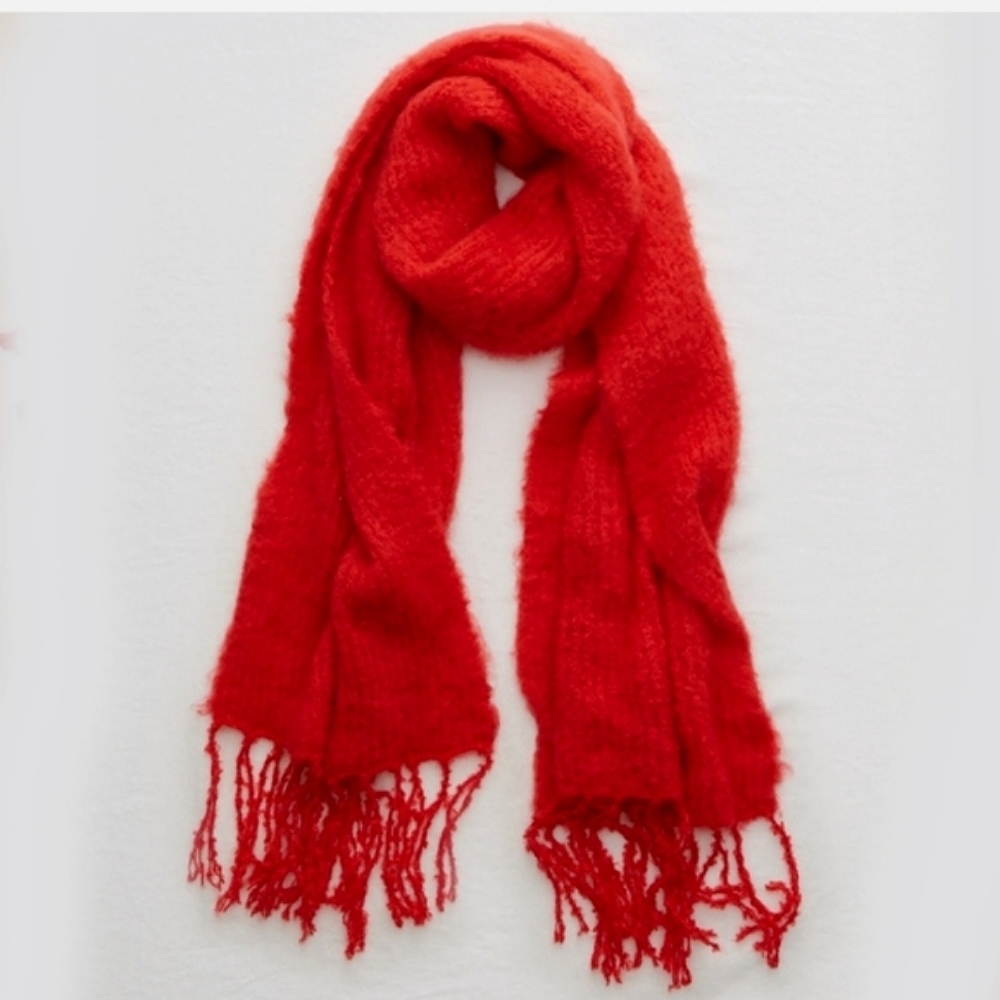 NEW Aerie Fringe Blanket Scarf